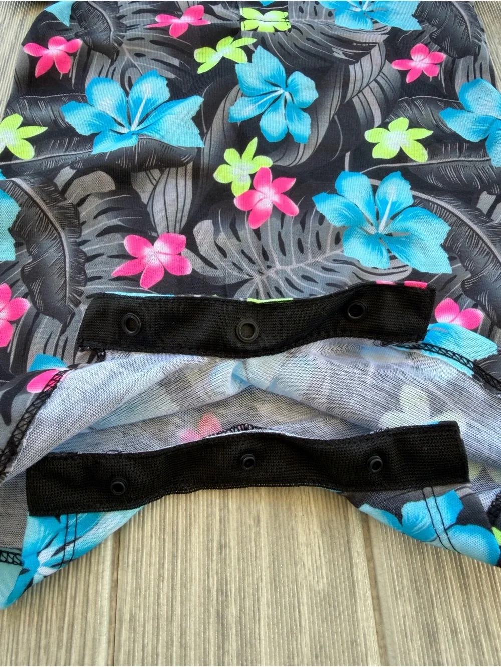 Hurley Tropical Floral Romper / One-Piece Outfit Baby Unisex Black Blue Pink